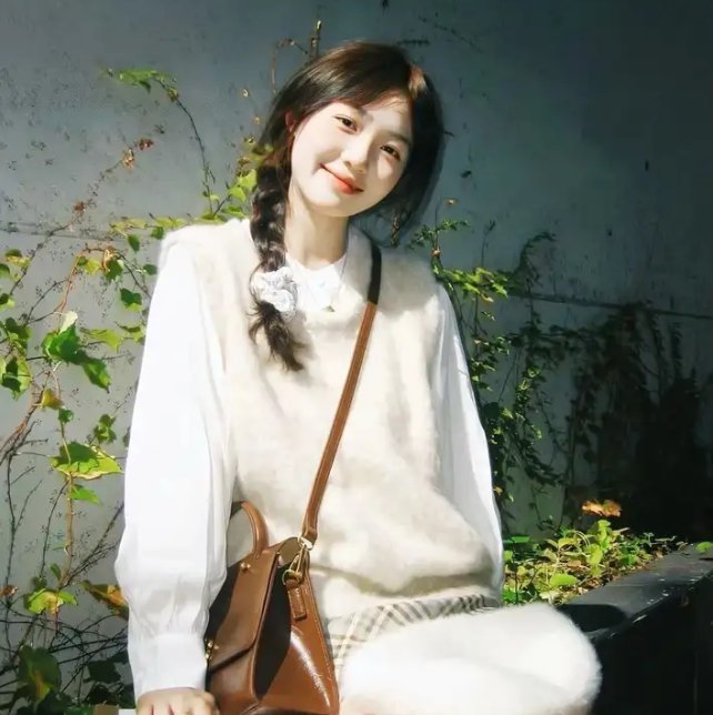 布劳涅森林的女人们